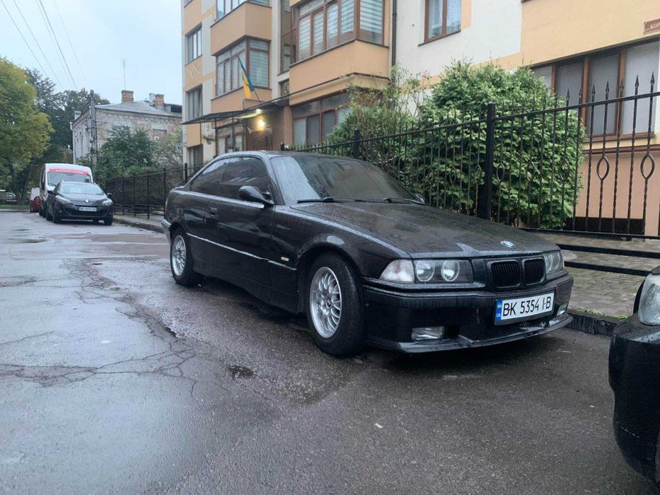 Продам BMW E36 купе