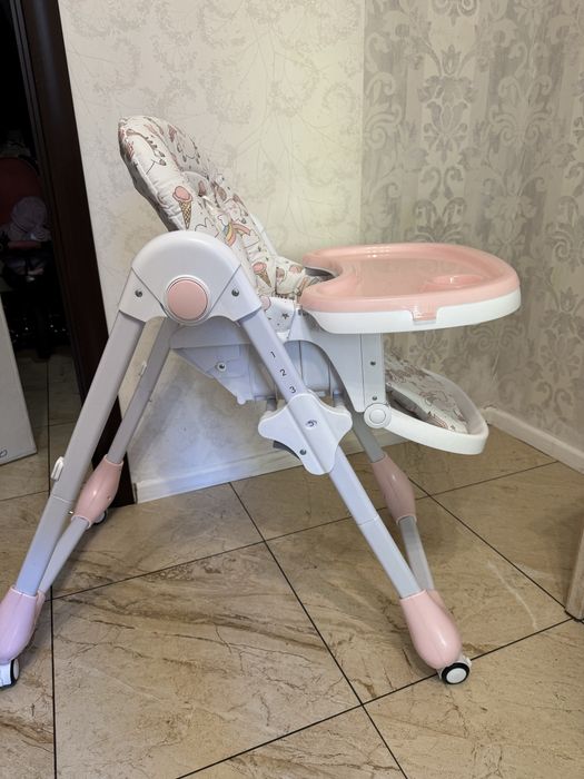 Стільчик для годування bambi