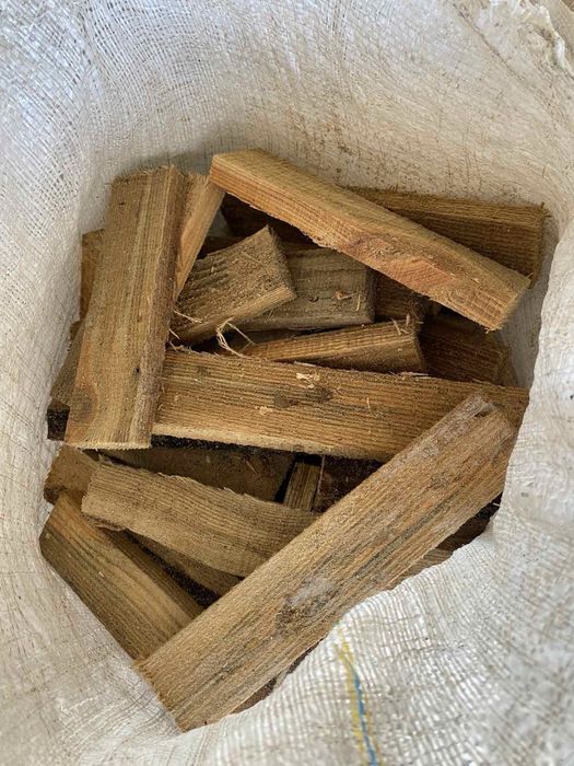 Топливные брикеты/Паливні брикети в мішках. Дрова сосни в мішках