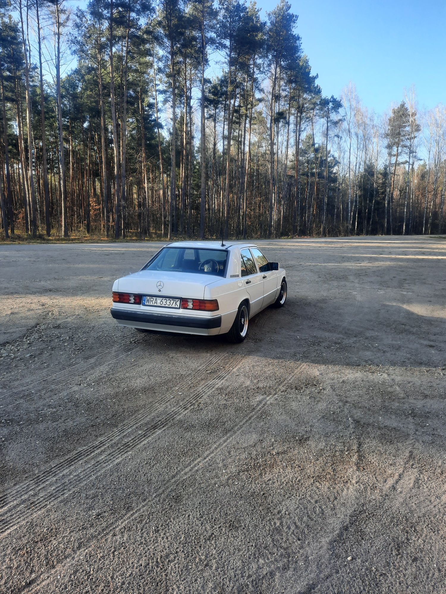 Samochód Mercedes 190 2.0 benzyna do ślubu