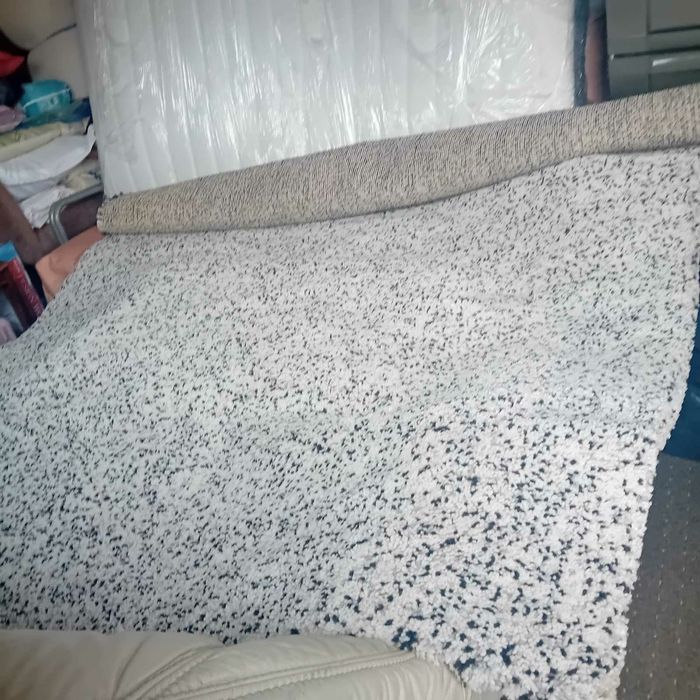 Килим продам 3×3 /2×3