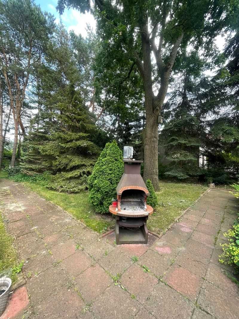 Dom jednorodzinny - Przestronna działka (1187m2), atrakcyjna okolica