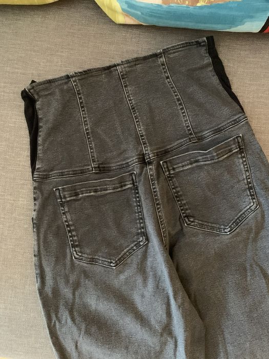 Комфортні джинси Mom для вагітних.