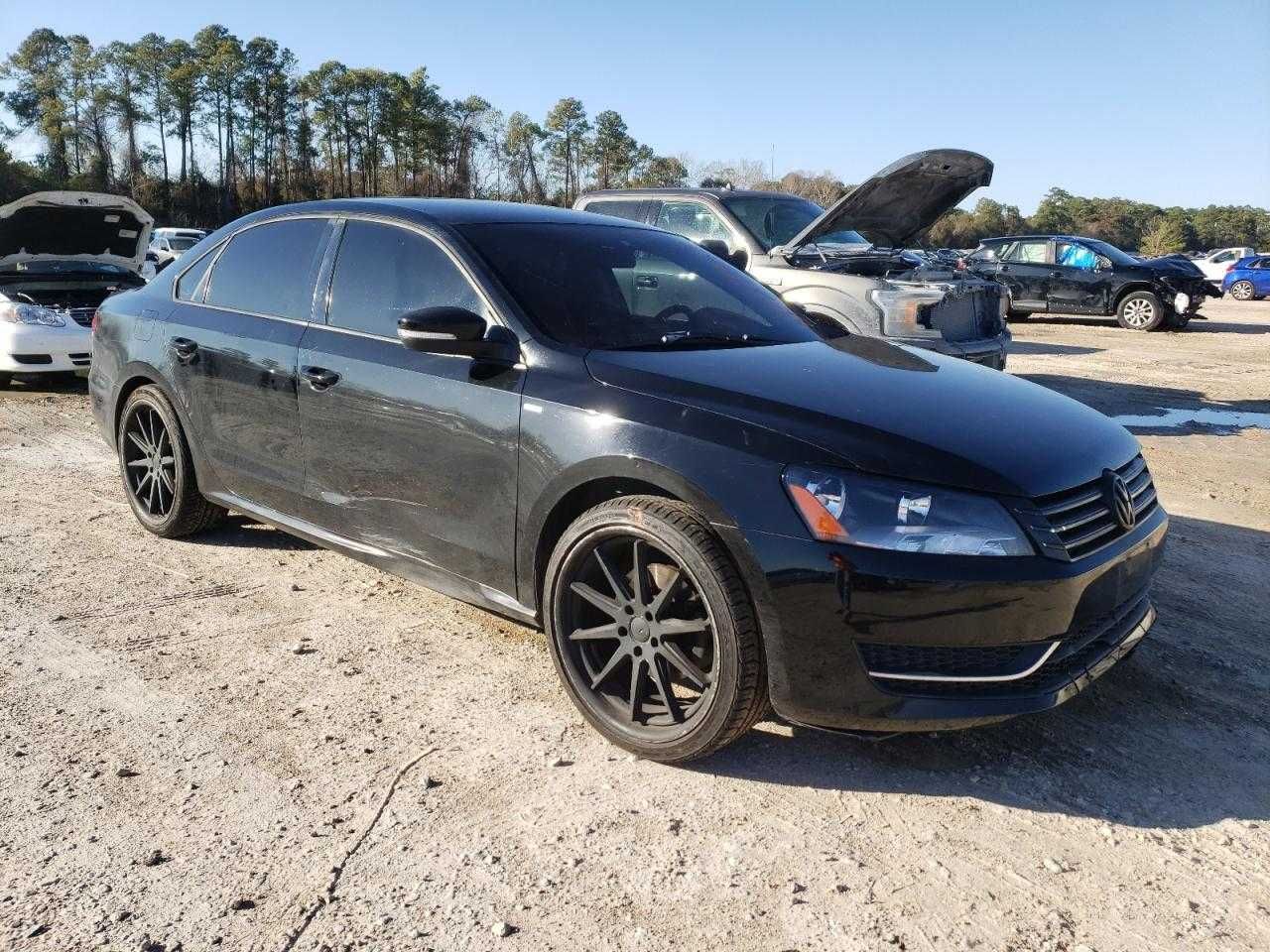 2014 Volkswagen Passat S