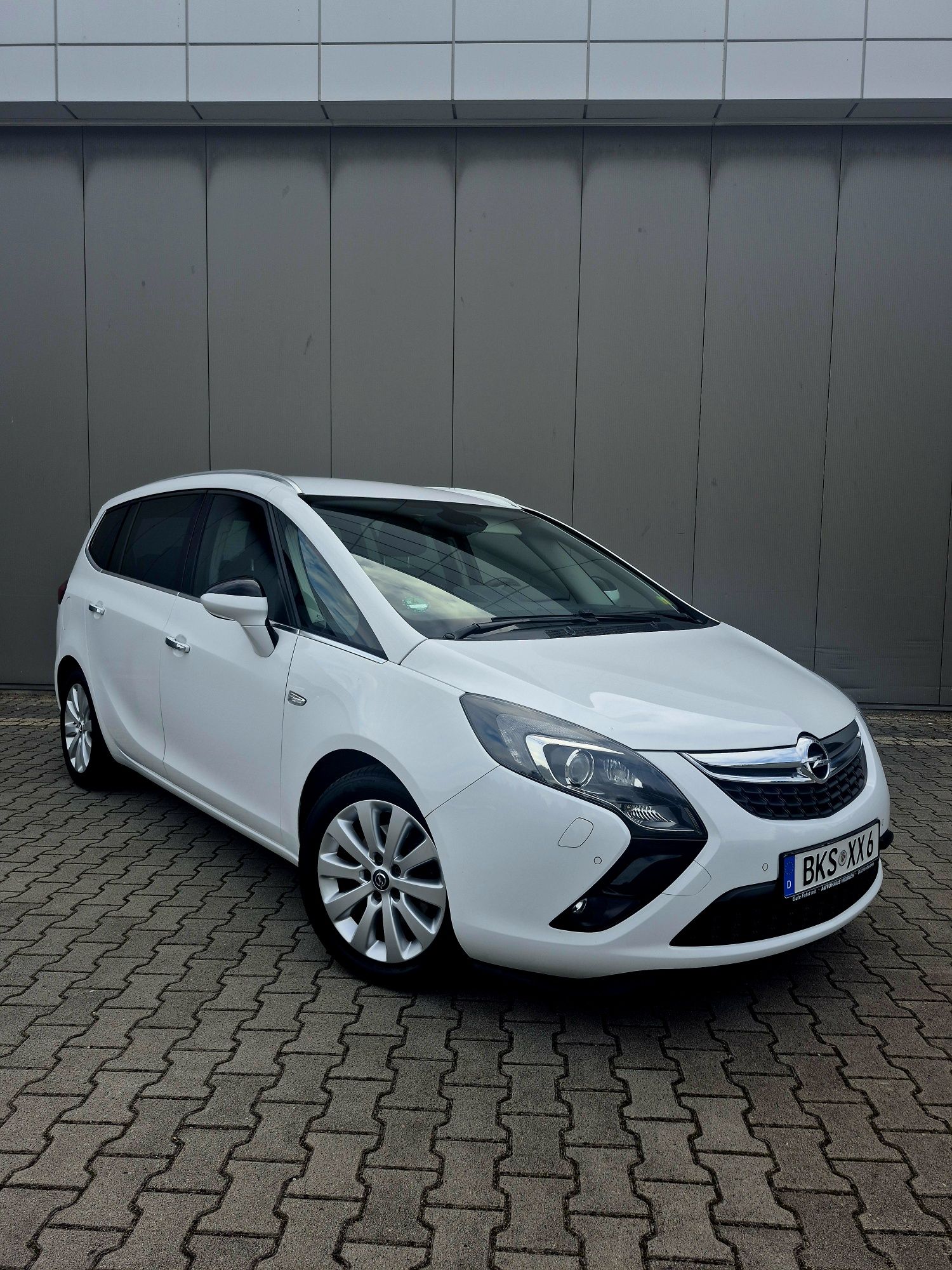 *Opel Zafira C 1.4i T 140KM *Niemcy *7os *Navi Led Xsenon