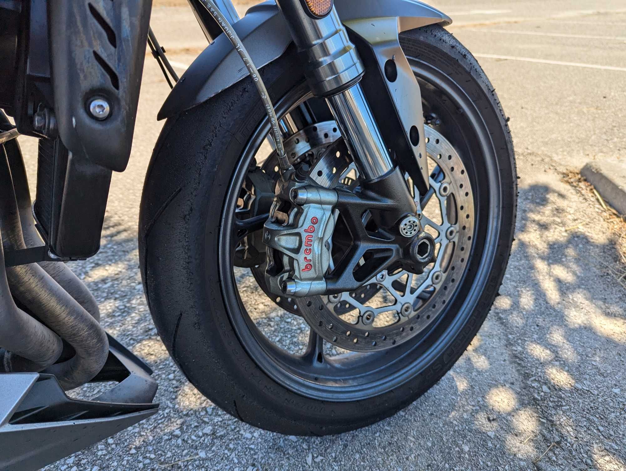 Triumph Street Triple 765 RS