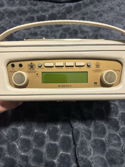 Радіо приймач roberts