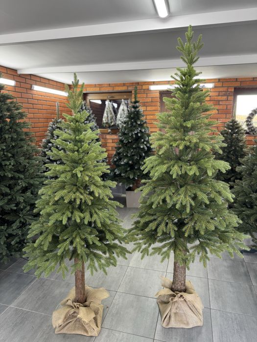 Choinka sztuczna na pniu