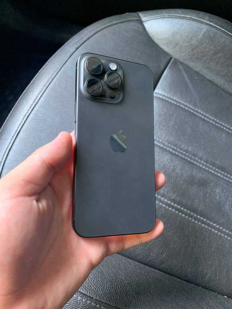 iPhone 15 Pro Max Black Titanium 256гб гарний стан 88%батарея