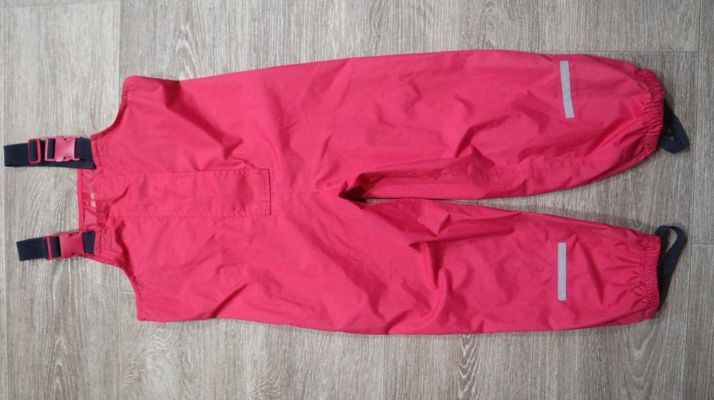 Комбінезон непромокайка, на дівчинку 4-5 років, зріст 110