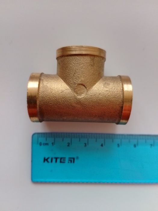 Тройник для воды