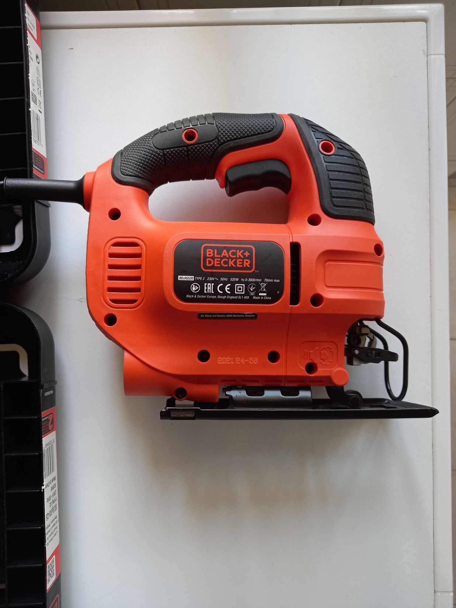 Serra Black + Decker BDJIG520 520W