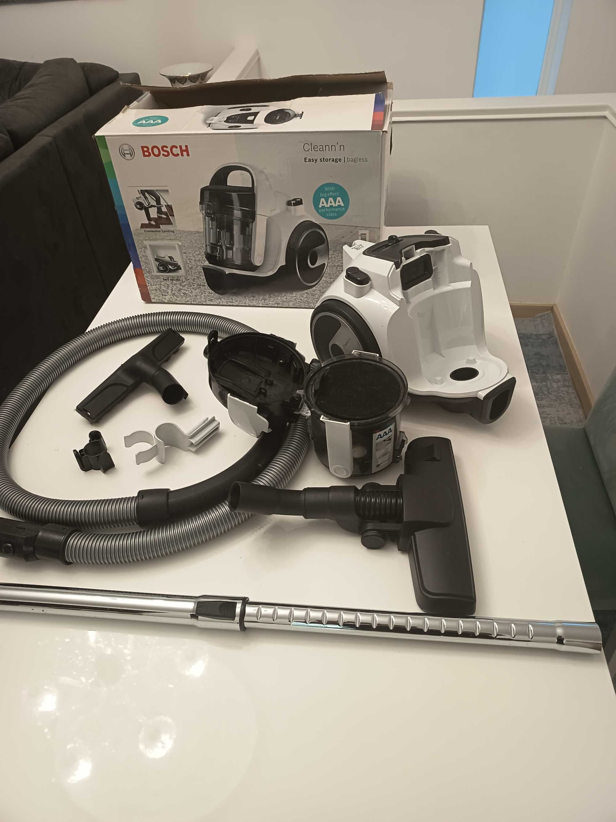 Aspirador Bosch BGS05A222