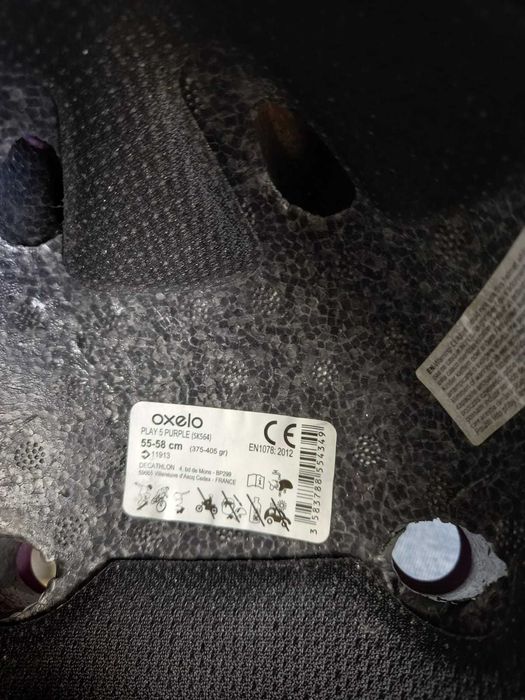 patins em linha e capacete