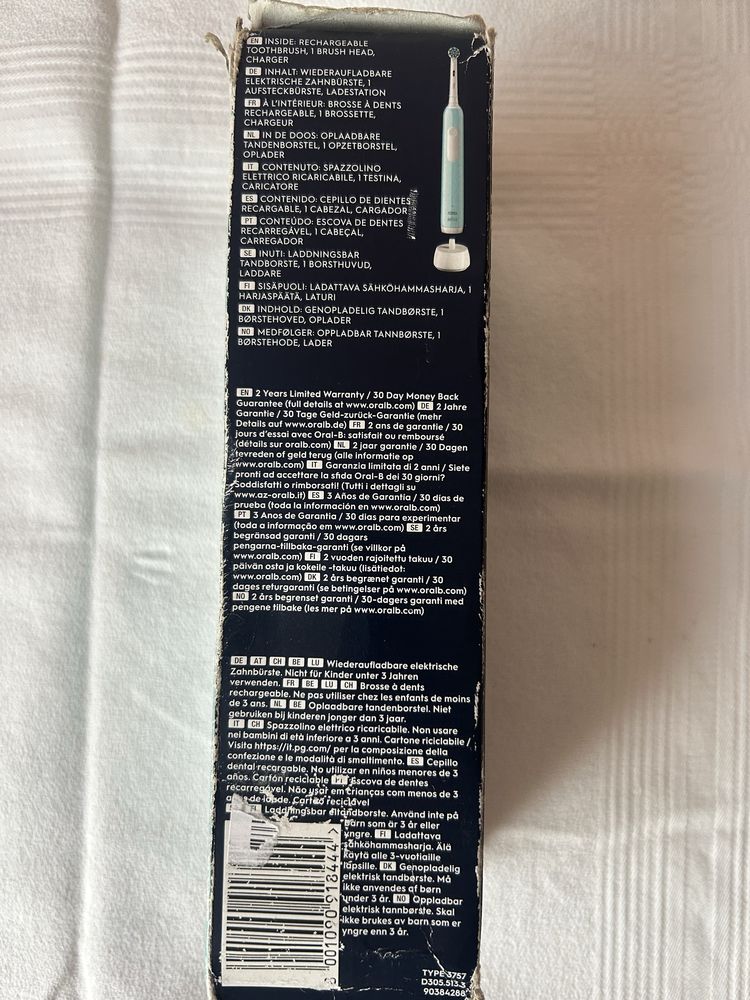 Електрична зубна щітка Oral-B Pro Series 1