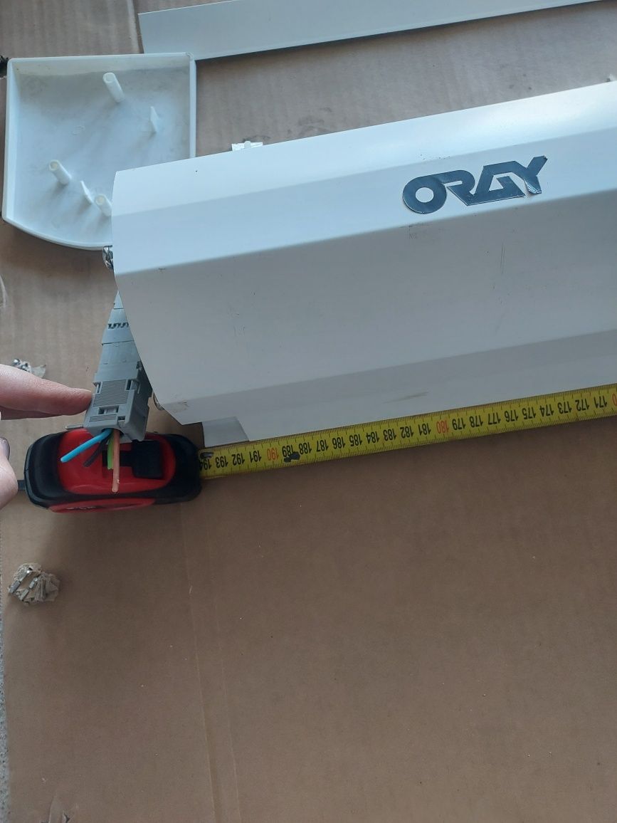 Tela de projeção elétrica