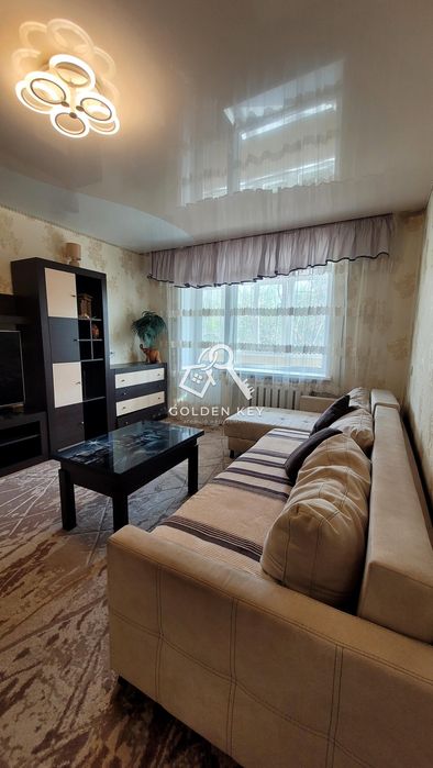 Продаж 4-кімнатної квартири на пл.Артема