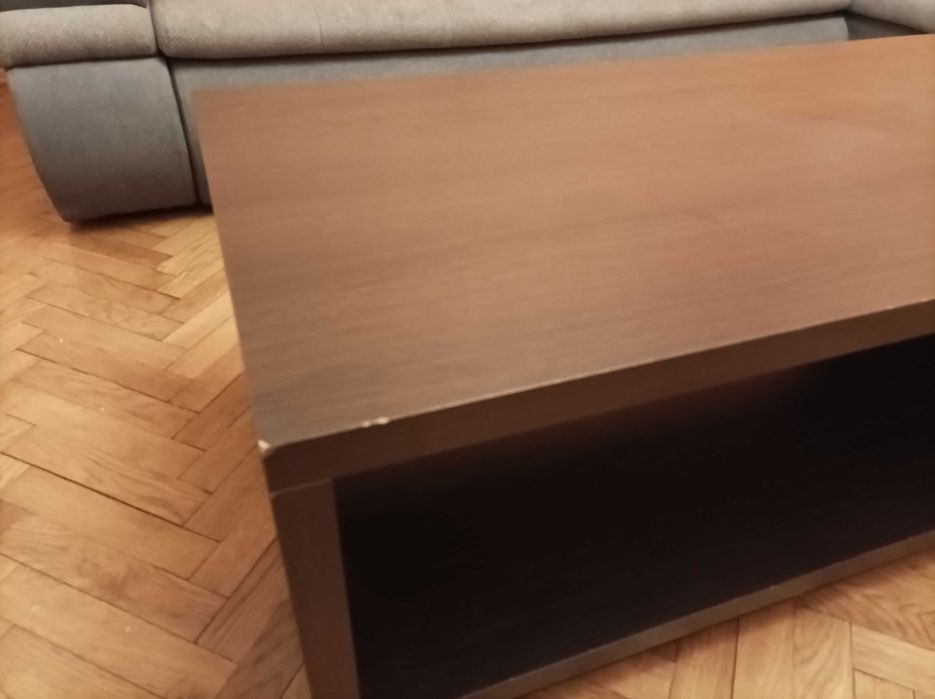 Brązowa, solidna ława