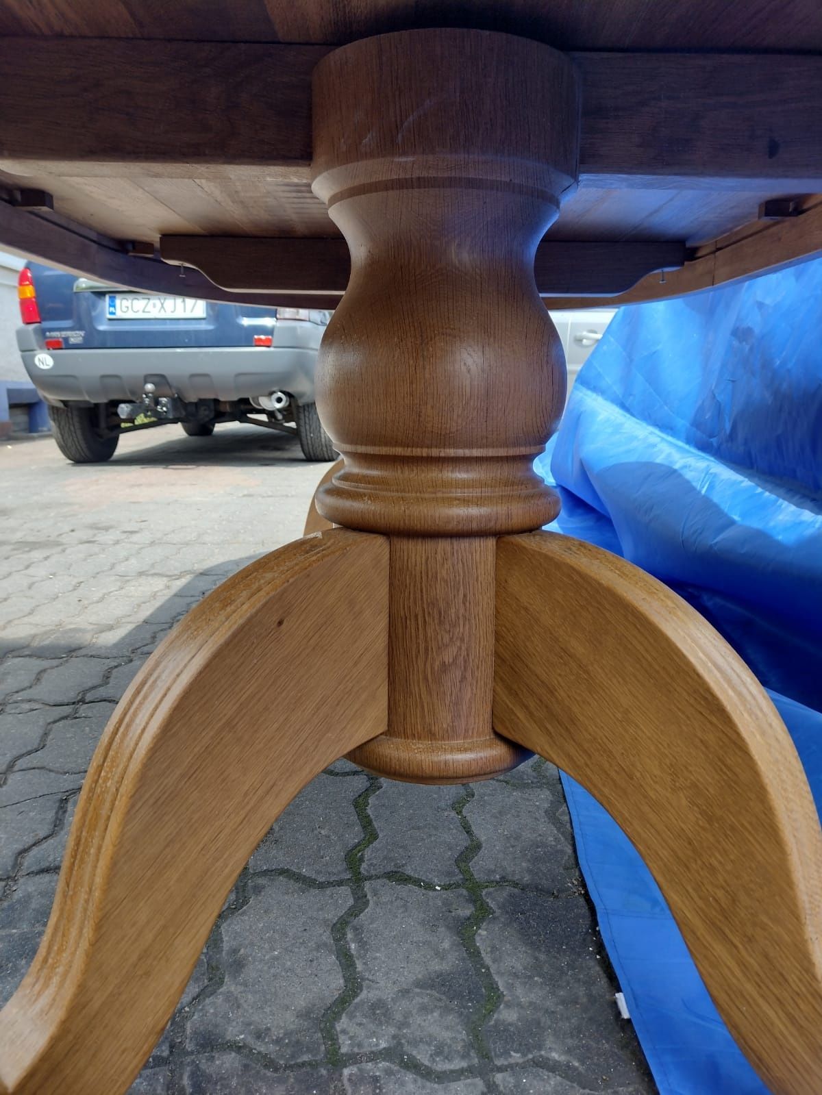 Piękny ręcznie robiony stół owalny z dębowego drewna , .