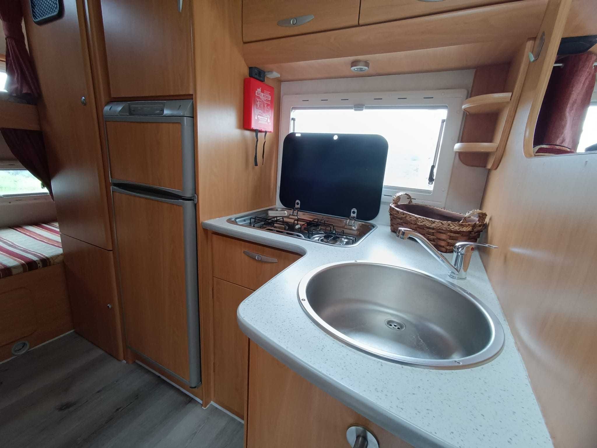 Autocaravana Capucino 5 lugares