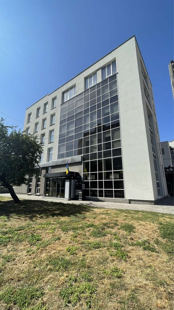 Продаж підземного гаража в центрі міста