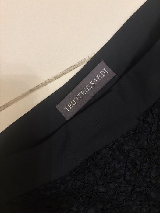 Oryginlane, nowe spodnie koronkowe Trussardi 36 okazja