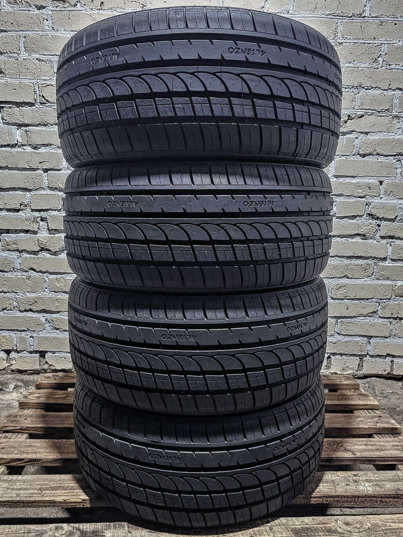 Нові 245/30r20 Altenzo | 2022 рік | Комплект преміум літніх шин | NEW