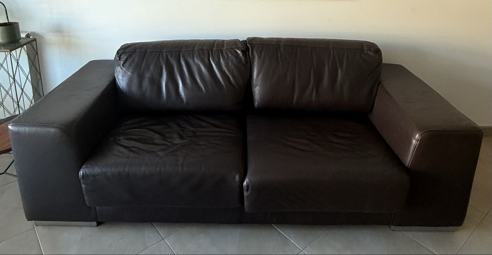 Sofa de pele 3 lugares