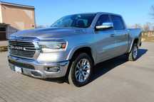 RAM 1500 Laramie 4x4 Crew Cab 5'7