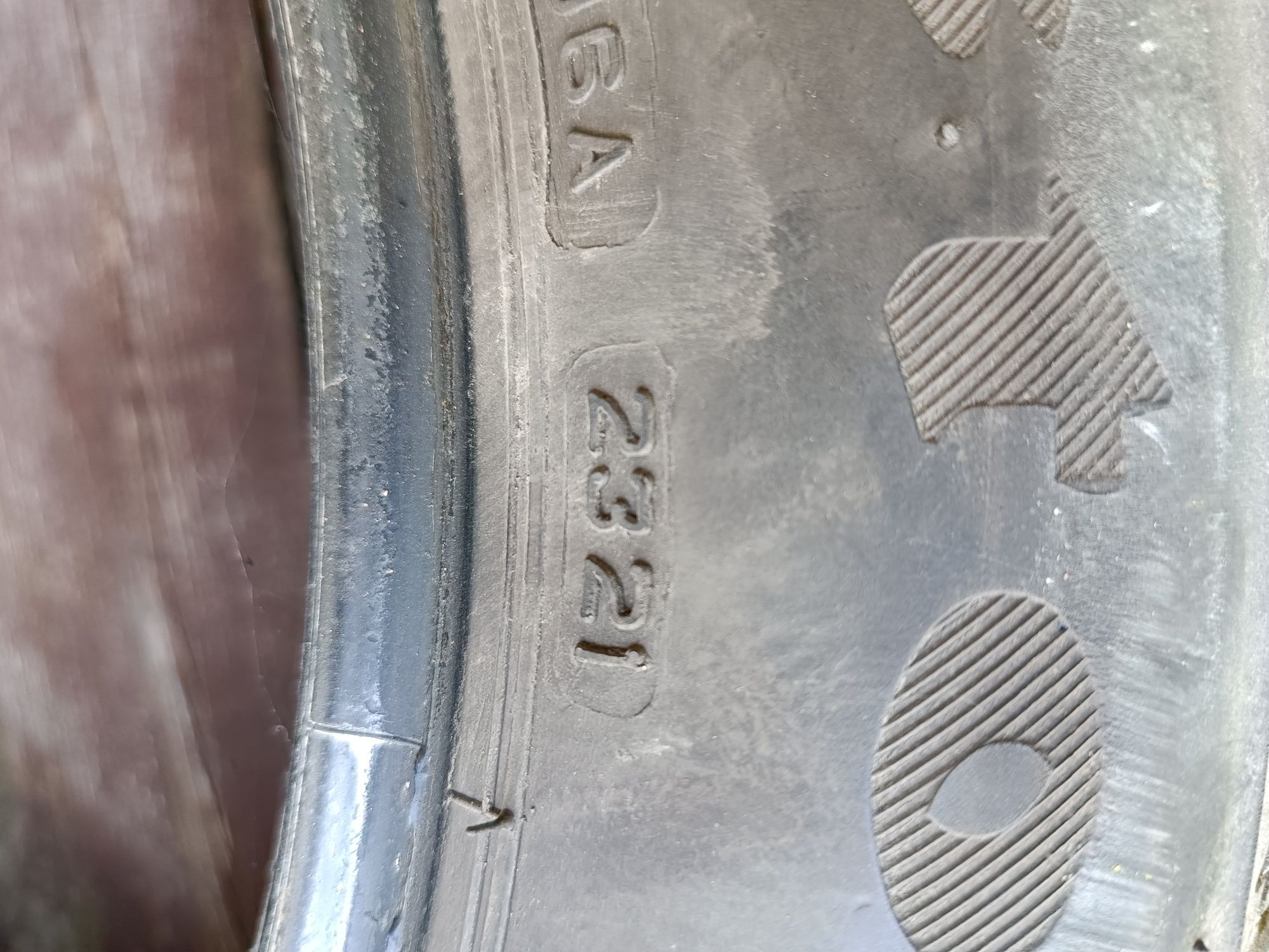 Opony firestone 215/55 R17 - 50 zł. / 2 szt.