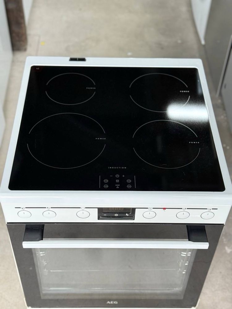 Комбінована Індукційна плита AEG 47056IU-WN з духовкою Німеччина