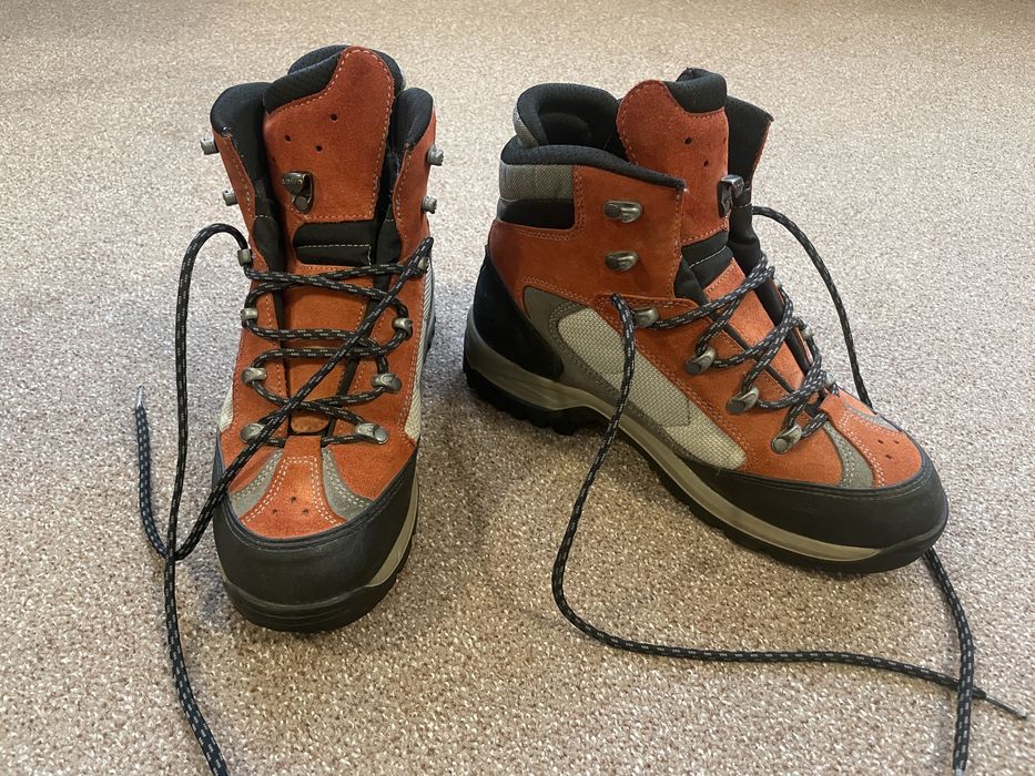 Ботінки трекінгові, Lowa, розмір 42 (27 см)