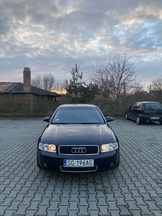Audi a4 b6.   2001 rok/ Benzynа 2.0
