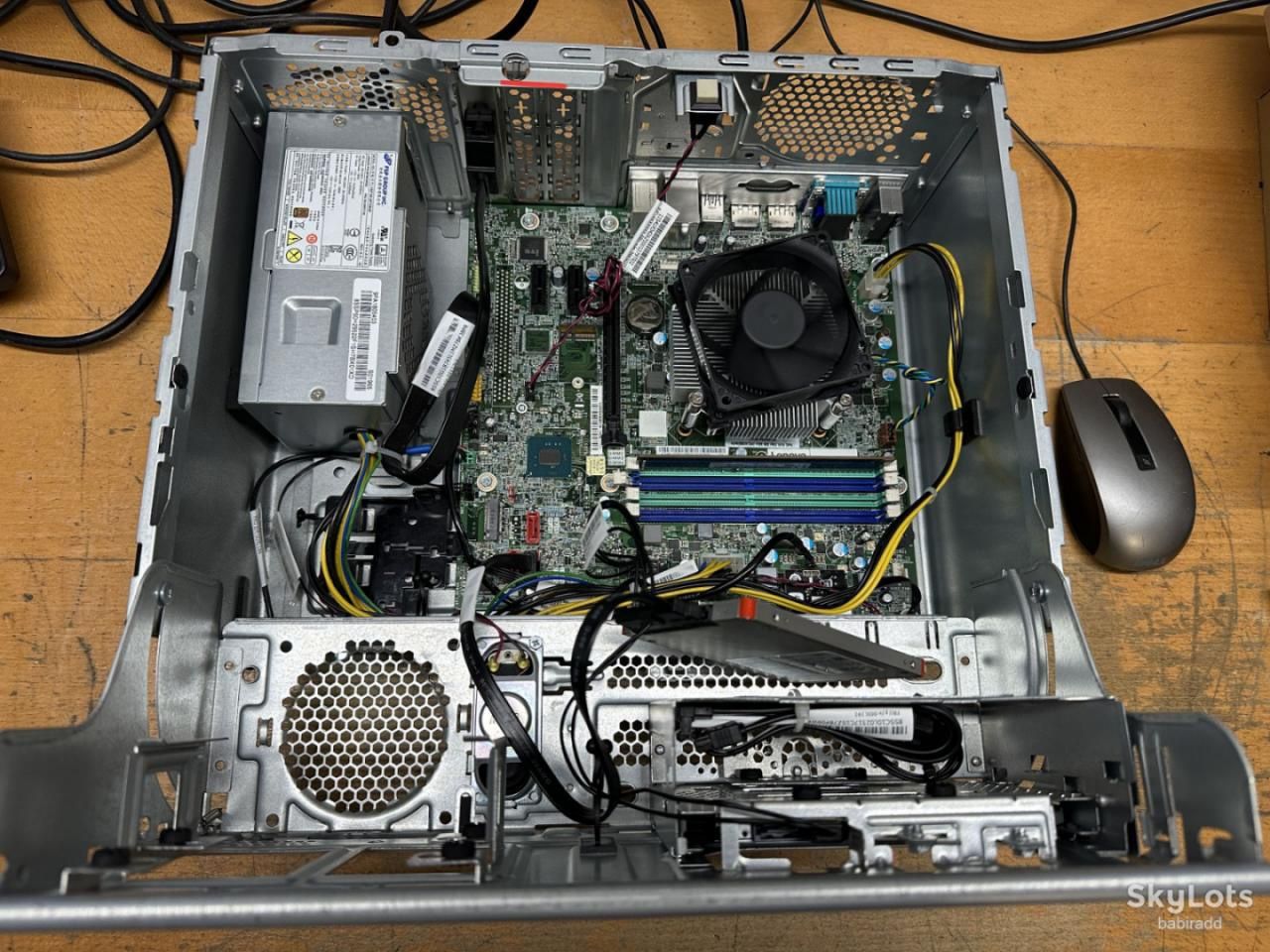 Системный блок LENOVO M710t I5-7400/ 8Gb DDR4 / SSD256Gb / HDD 500Gb