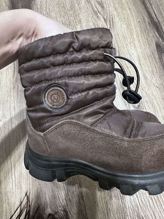 Дитячі чобітки,дутіки