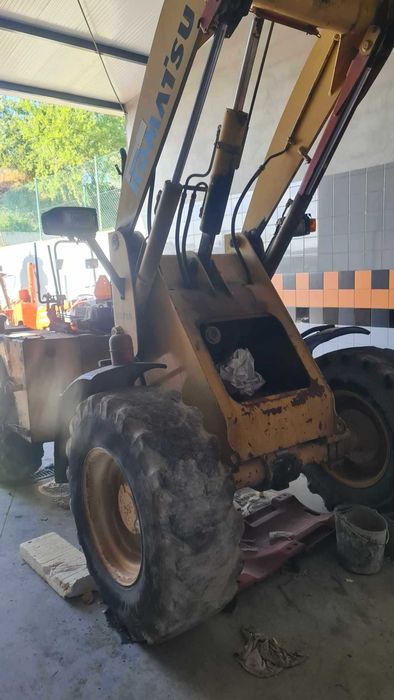 Retro escavadora Komatsu