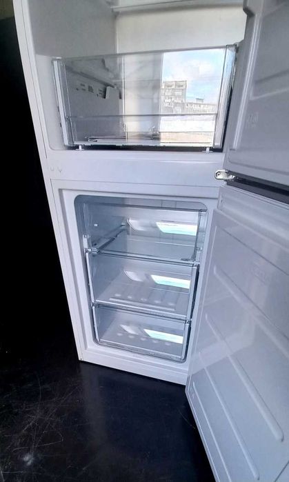 Холодильник 2-х камерний до 400л, 200см