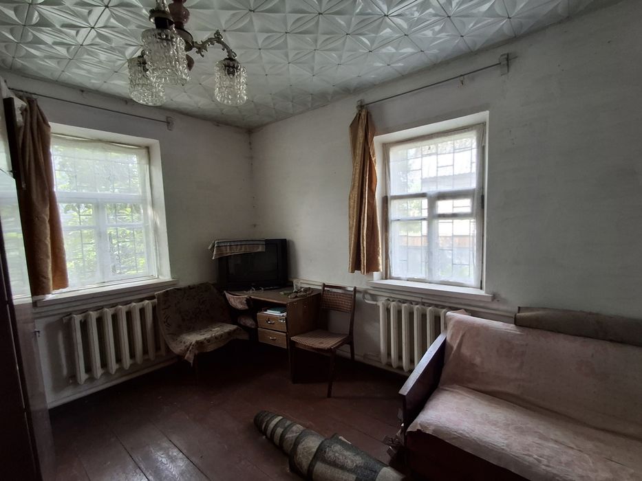 Продаж великої дачі з опаленням. Жавинка