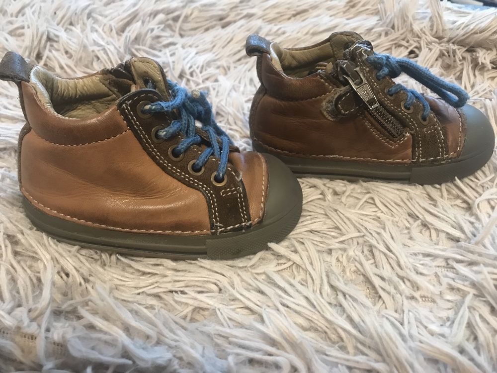 Buty niemowlęce dla chłopca