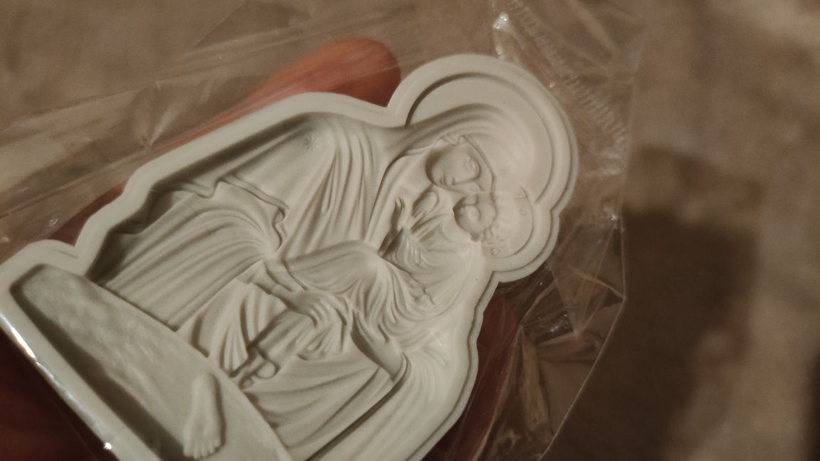Forma silikonowa foremka Maryja Matka Boska z Jezusem figurka święta