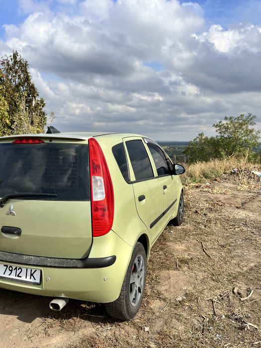 Продам автомобіль Mitsubishi Colt