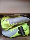Korki Nike Phantom LUNA II Academy FG/MG