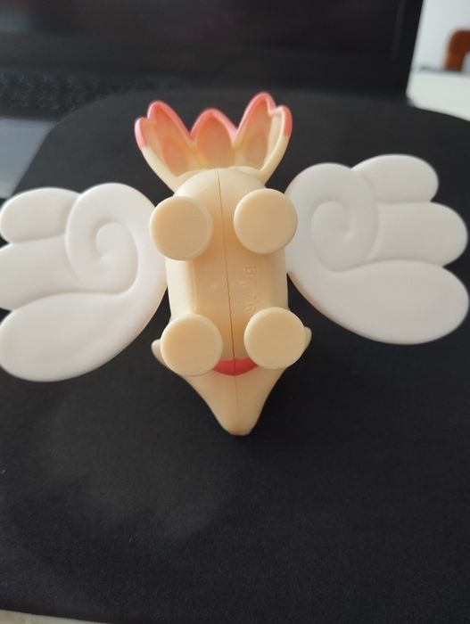 Figurino "adopt me!"