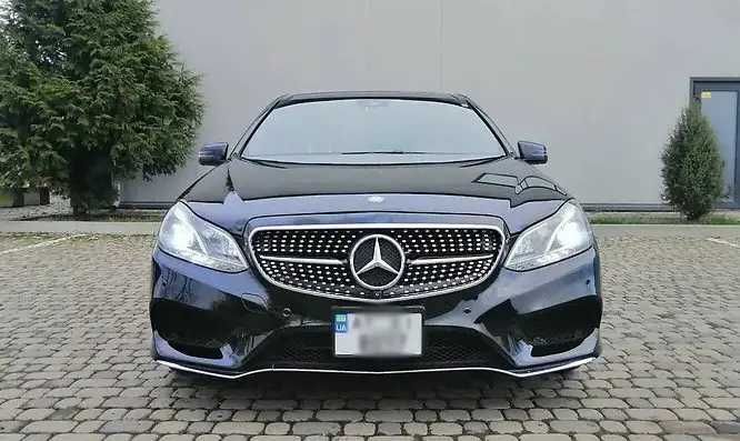 Решетка радиатора w212 решотка Mercedes E212 09-16 год мерседес W212