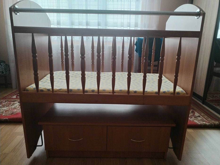 Ліжечко дитяче (колиска)