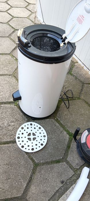 OneConcept MNW3-WS-3500  wirówka 400 watt 

Cena 159 zł 

beben mocno