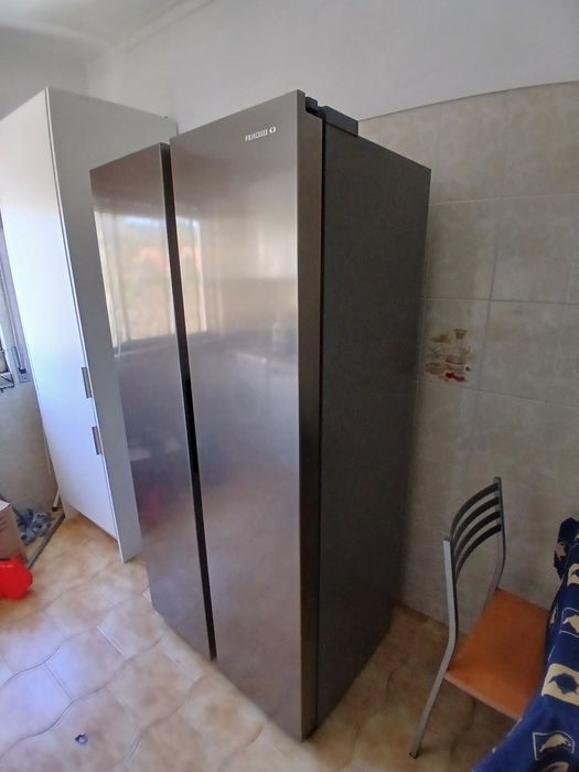 Frigorífico americano de duas portas