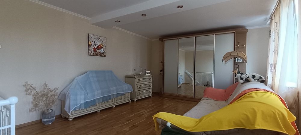 Продам отличный двухэтажный дом Заводской район