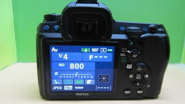 PENTAX K7 - Máquina fotográfica APS-C sem lente