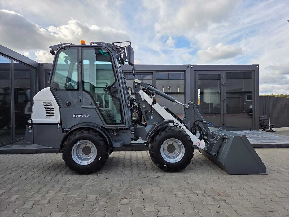 Ładowarka kołowa XTM X212 z kabiną KUBOTA 25KM raty - leasing NOWOŚĆ